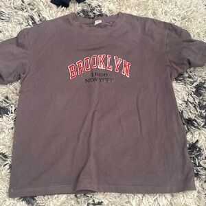 Women’s Brooklyn tshirt